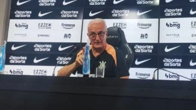 Dorival diz que saída da Seleção envolveu 