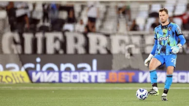 Goleiro desfalca o Botafogo em duelo decisivo com o Nacional Potosí