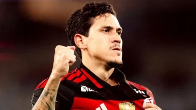 Flamengo goleia Sampaio Corrêa e avança às quartas de final do Carioca