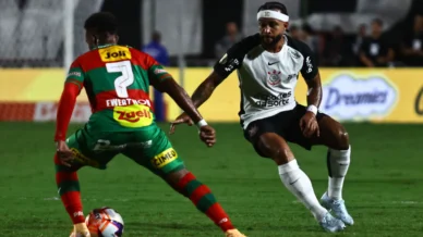 Nos pênaltis, Corinthians bate Portuguesa e vai à semifinal do Paulistão