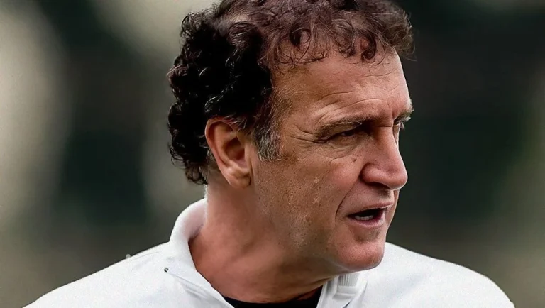 Santos anuncia contratação de Cuca após demissão de Vojvoda