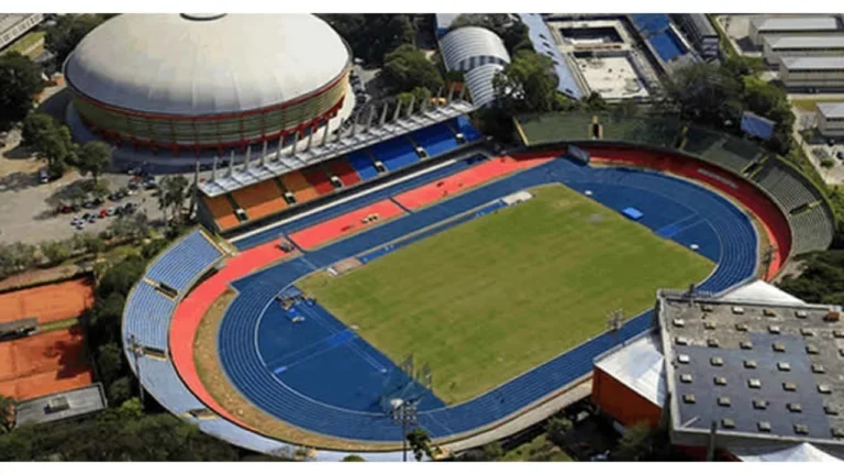 Santos mira estádio do Ibirapuera como plano para mandar jogos em São Paulo