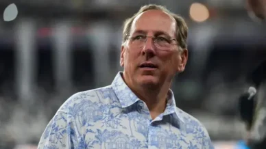 Diretor do Botafogo explica demissão de Anselmi: Textor esperava mais