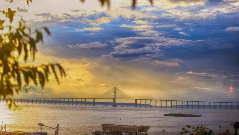 Manaus terá uma semana com chuvas e céu parcialmente nublado