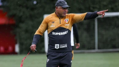 São Paulo recebe Chapecoense pelo Brasileirão em estreia de Roger Machado