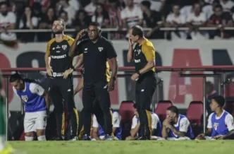 Roger Machado cita o que afetou o São Paulo em derrota para o Palmeiras