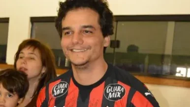 Vitória prepara homenagem a Wagner Moura antes de duelo com o Atlético-MG