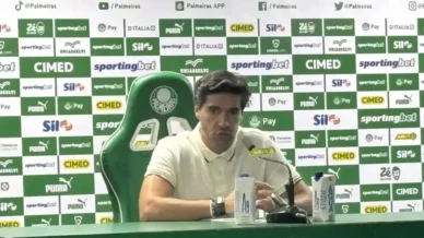 Abel elogia novo gramado do Palmeiras e detona calendário: 