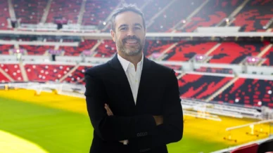 Cruzeiro discute salários com Artur Jorge e tem otimismo por acerto