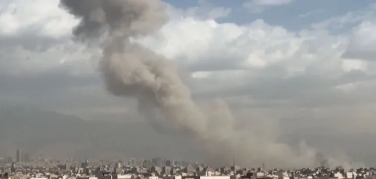 Israel diz que atacou o “coração de Teerã” em nova onda de ataques