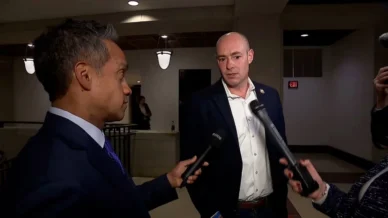 Deputado democrata declara apoio a ataques contra o Irã: 