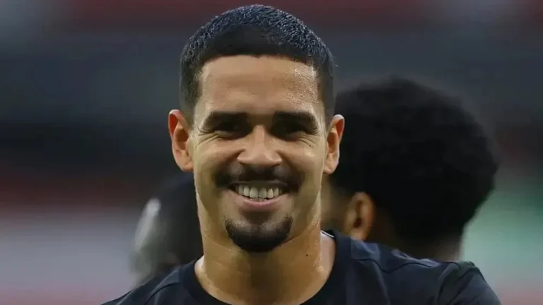 Lucas Veríssimo, do Santos, tem previsão de chegada ao Brasil; veja cenário