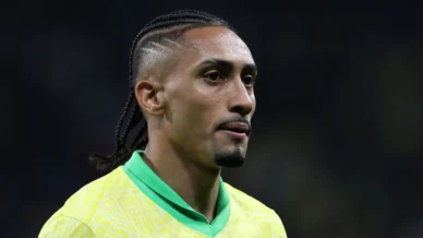 Raphinha fora da Copa? Barcelona divulga prazo de recuperação de lesão