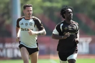 Saúl vai a campo e avança em recuperação de cirurgia no Flamengo