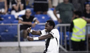 Vasco empata com o Remo e segue sem vencer como visitante no Brasileirão