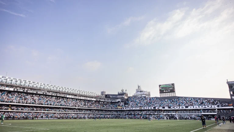 Santos busca parcerias para reformar Vila Belmiro de olho na Sul-Americana