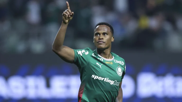 Jhon Arias faz golaço para o Palmeiras contra o Bahia; veja