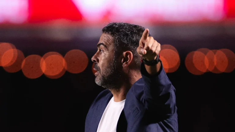 Artur Jorge aponta maior preocupação em início ruim do Cruzeiro na Série A