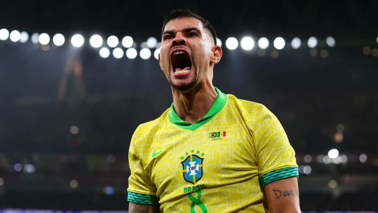 Ex-técnico de Bruno Guimarães analisa caminho do volante até a Seleção