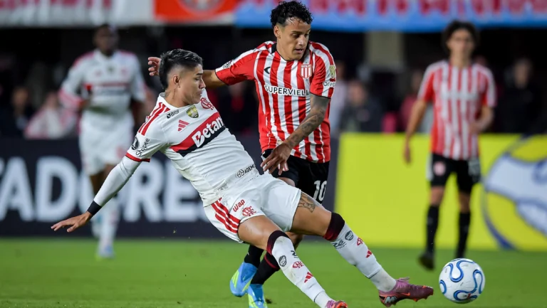 Flamengo cede empate ao Estudiantes e vê cair longa sequência de vitórias