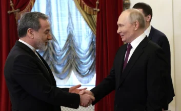 Irã vai tomar decisão sobre negociações com os EUA, diz chanceler a Putin