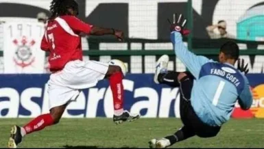 Inter vai brigar por 2005 