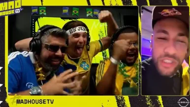 Neymar aparece comemorando convocação para Copa em live da Kings League