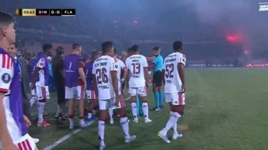 Flamengo garante liderança do grupo na Libertadores após W.O.