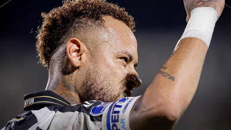 Neymar se desculpa publicamente após tapa em Robinho Jr.: “Me excedi”
