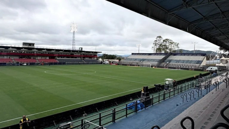 São Paulo x Bahia: escalações e onde assistir ao jogo do Brasileirão