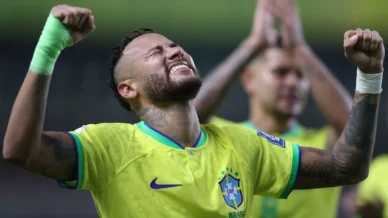 Cuca exalta Neymar na Seleção: 