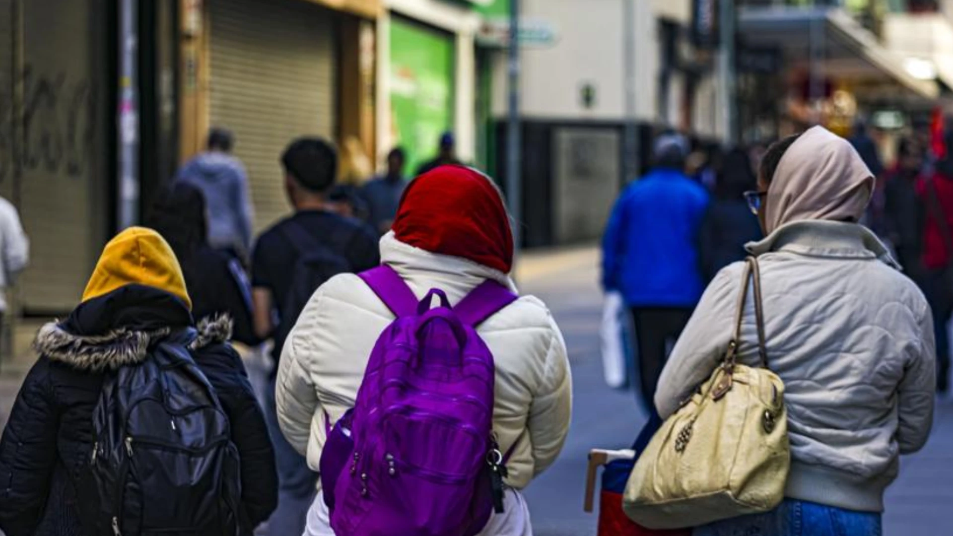 Frente fria avança e vai derrubar temperatura no Sul do Brasil