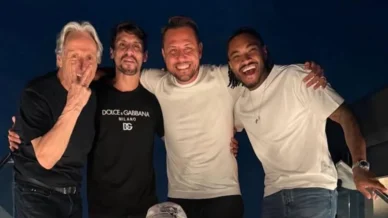 De férias no Brasil, Jorge Jesus reencontra ex-jogadores do Flamengo