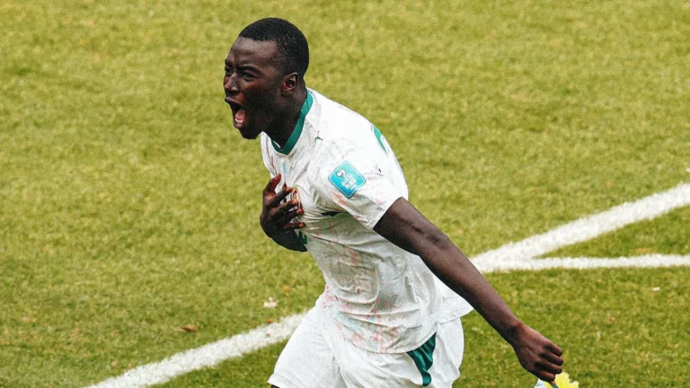 Senegal goleia Iraque entra na briga pela vaga entre os melhores terceiros