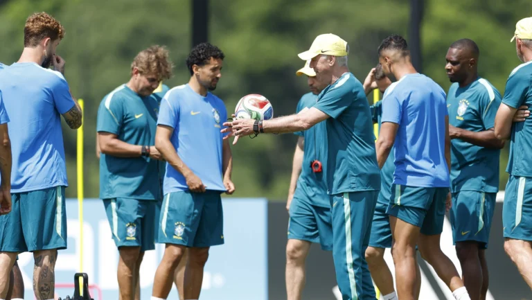 Folga geral? Veja a programação da Seleção Brasileira neste domingo (14)