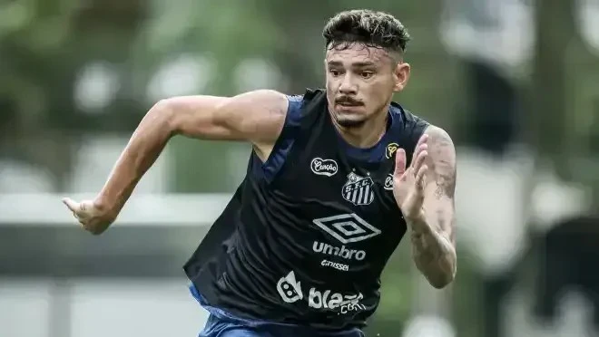Santos rescinde contrato com Tiquinho Soares; saiba detalhes
