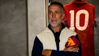 Ídolo da Argentina recorda interesse do Flamengo e clássicos contra Brasil