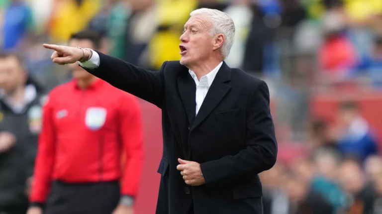 Deschamps dá favoritismo à Espanha na semi da Copa: “Muitos pontos fortes”