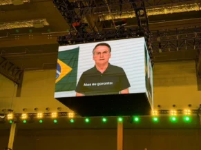 Campanha de Flávio descarta punição por IA de Bolsonaro em convenção