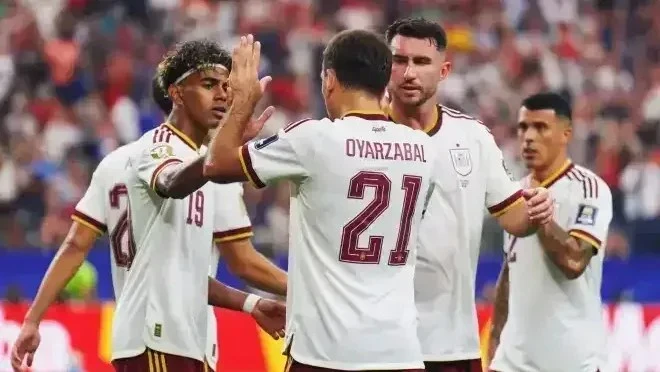 Zagueiro da Espanha teme arbitragem contra Argentina: “Pode desestabilizar”