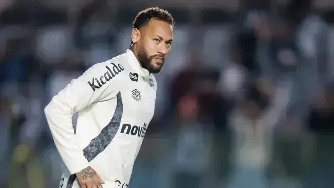 Neymar nega cartão amarelo proposital após suspensão pelo Santos