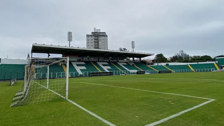 Figueirense x Volta Redonda: horário e onde assistir ao Brasileirão Série C