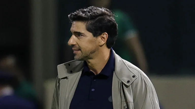 Abel afirma que não encontrará em gigantes europeus o que tem no Palmeiras