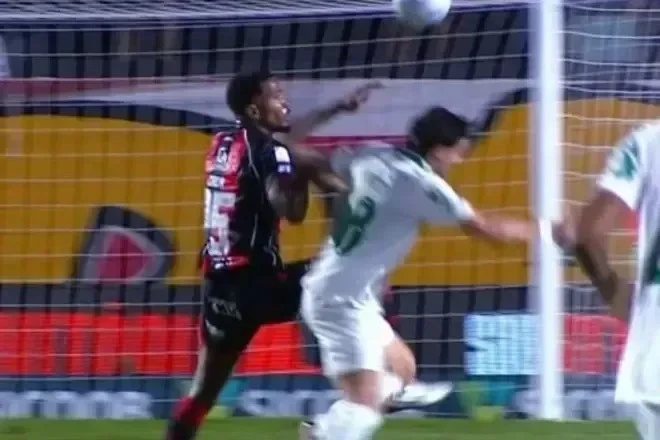 Palmeiras: Mauricio é suspenso pelo STJD, mas pena vira advertência