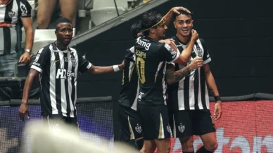 Com reservas, Atlético-MG bate o Vitória antes de 