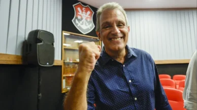 Flamengo notifica agência por integridade na SAF do Vasco
