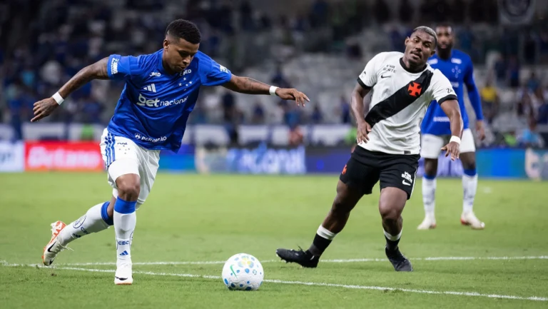 Vasco e Cruzeiro fazem duelo de lanterna e líder do returno do Brasileirão