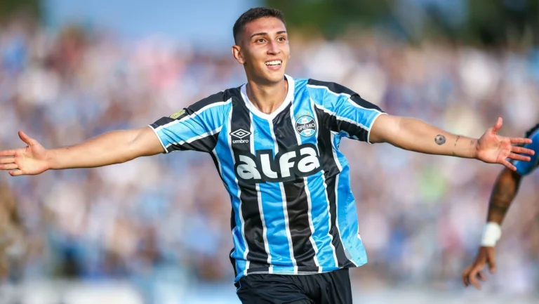 Grêmio encaminha empréstimo de Monsalve ao Estudiantes