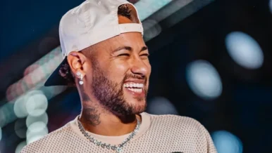 Ausente contra o Palmeiras, Neymar se mantém ativo no Instagram