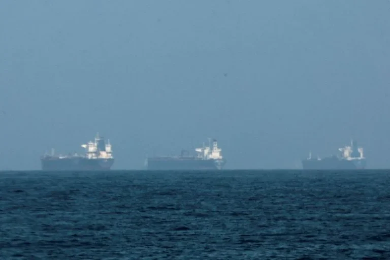 Irã exige indenização por derramamento de petróleo em águas do Golfo